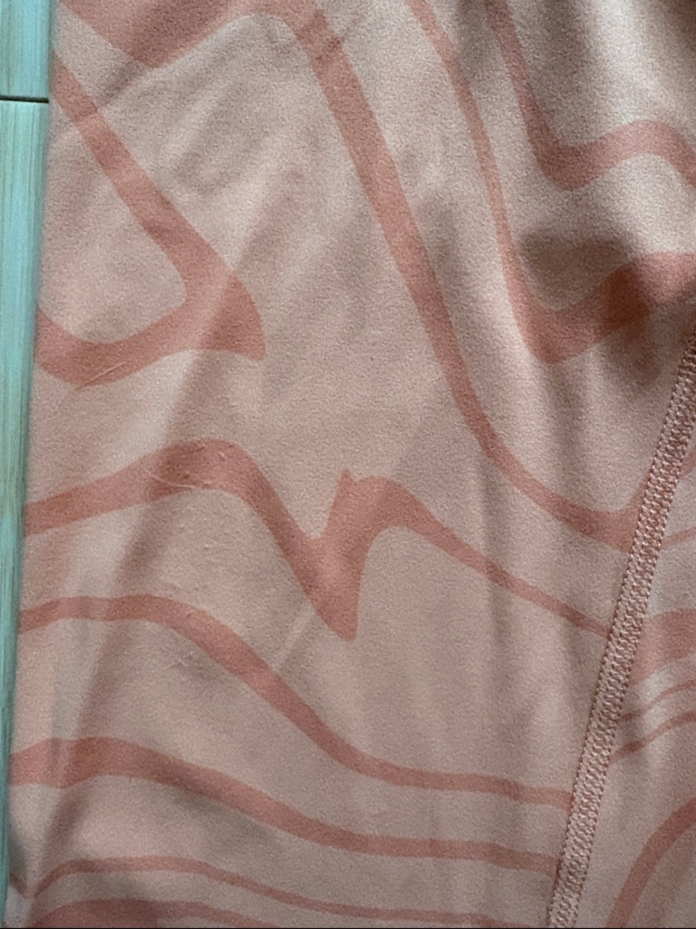 PARAGON Coral Orange Marble Wrap Sports Bra and Sculptseam Plus legging set - Picture 6 of 11